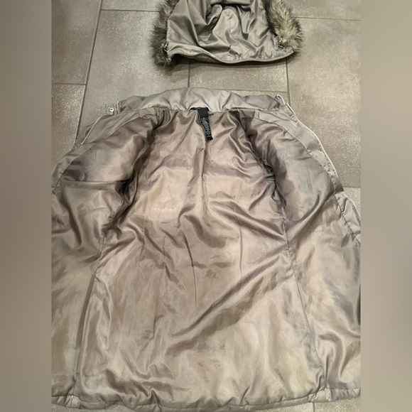 Moda International Olive Green Quilted Jacket with Faux Fur Hood - Size S - Picture 5 of 8